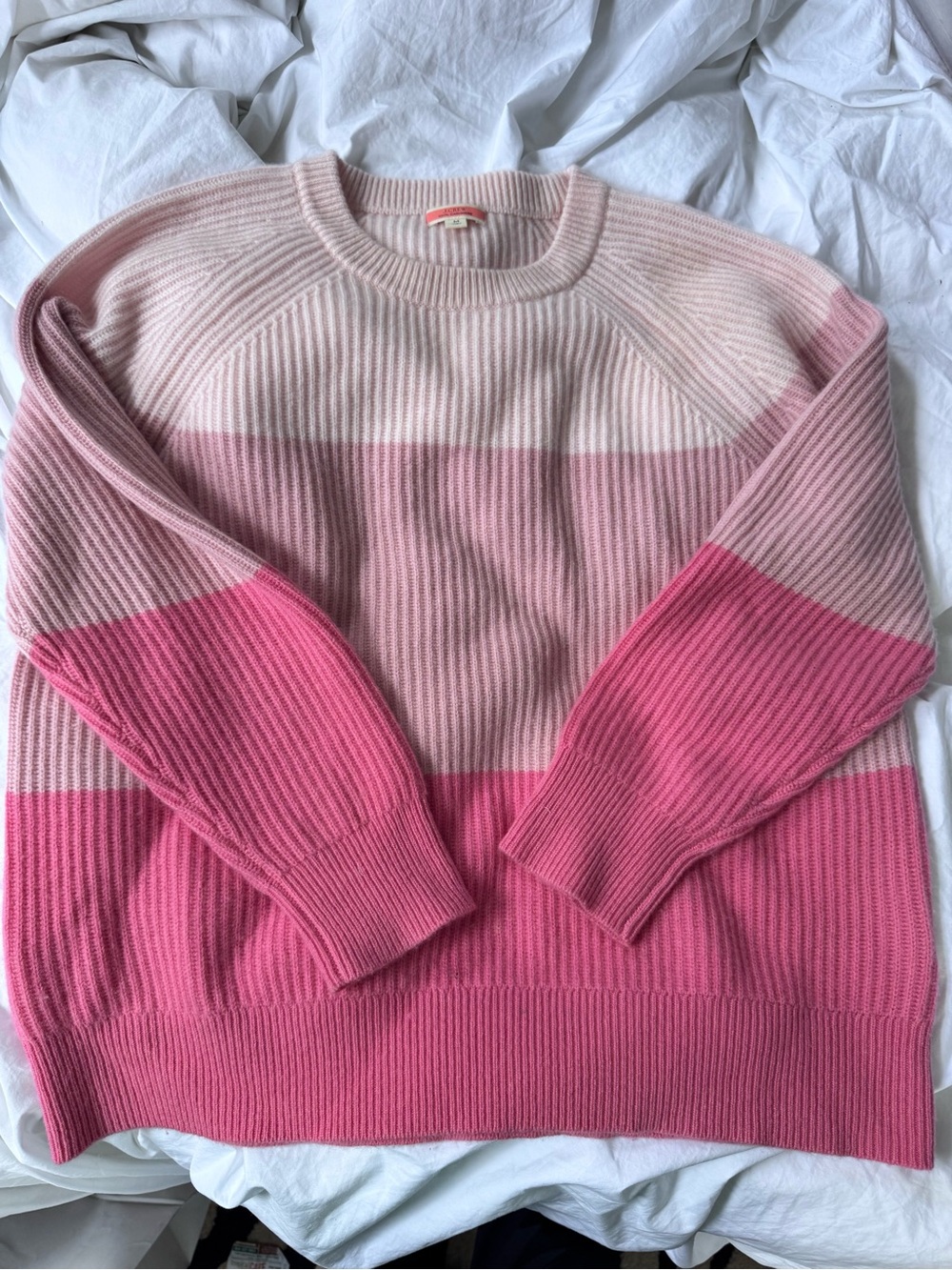 J crew women’s cashmere pink ombre sweater medium like new